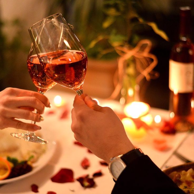 1378209 Dinner and Dancing Date for Valentines Date