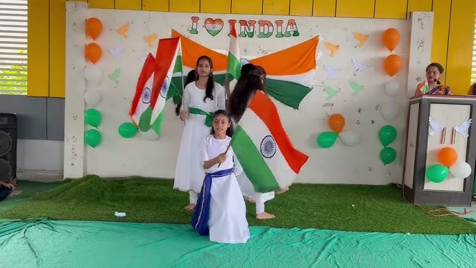 1378413 school dance performance 7