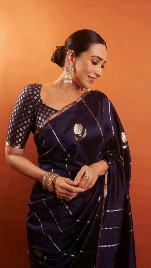 1378543 Karishma Kapoor at Manish malhotra Diwali Paryy