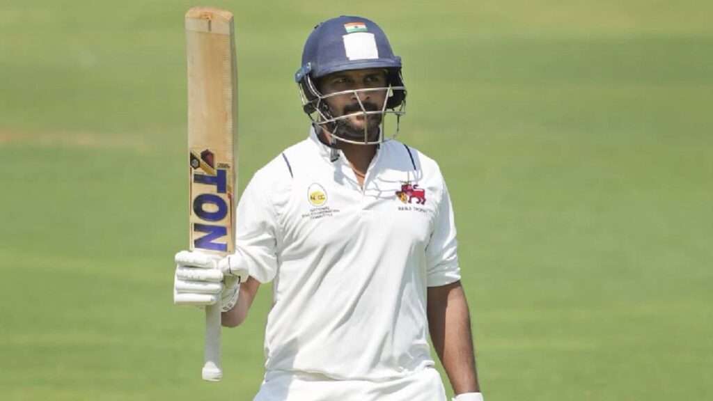 1379573 Shardul Thakur