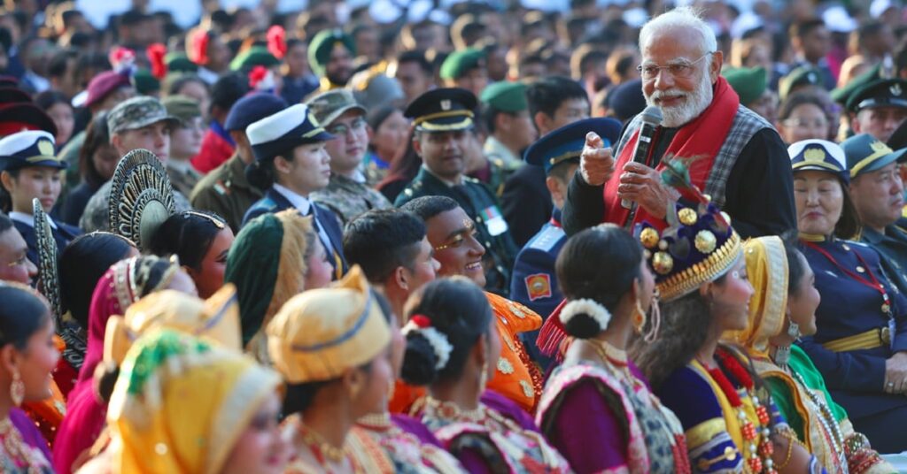 1379611 Modi