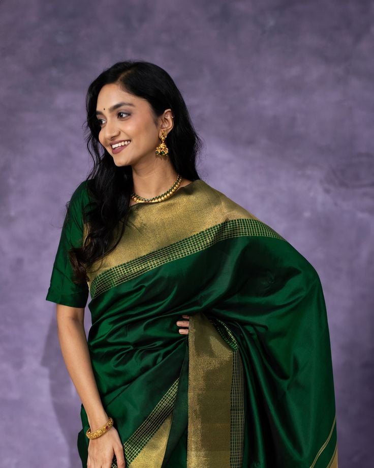 1379773 green saree