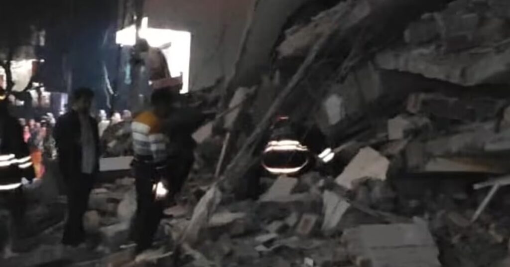 1380133 Burari Building Collapse