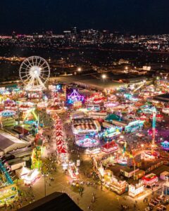 Biggest Festivals: ये हैं दुनियाभर में मनाए जाने वाले 8 सबसे बड़े त्योहार