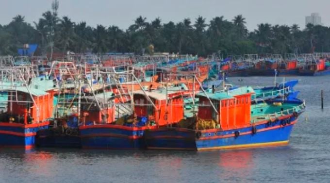 1381061 Boat