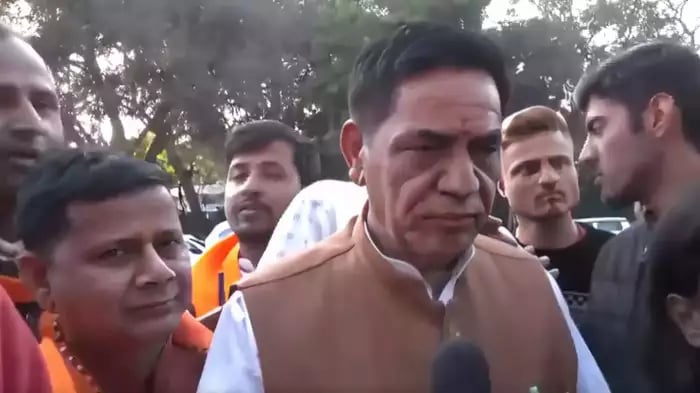 1382447 bjp mla mohan singh bisht 118090643