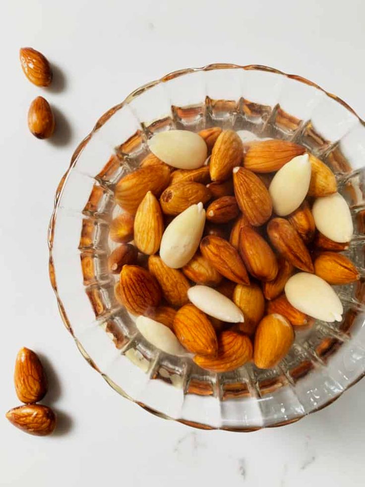 1382599 Soaked Almond