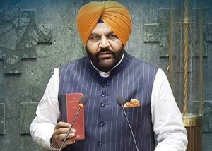 AAP को पंजाब के बजाय दिल्ली चुनाव की हार पर चर्चा करनी चाहिए: सांसद गुरजीत सिंह औजला