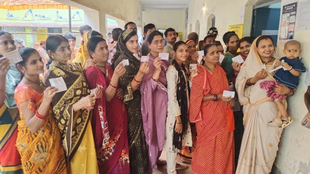 1384087 11022025 cgnikaychunav2025votingliveupdates2025211143247