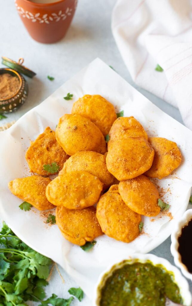 1384199 Aloo Pakora