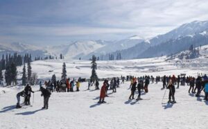 Jammu and Kashmir: गुलमर्ग और तंगमर्ग को धूम्रपान-मुक्त क्षेत्र घोषित किया गया