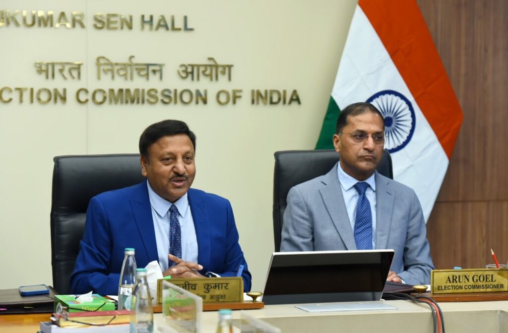 1384583 Chief election commissioner6715c710502c3