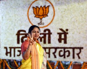 Delhi New CM Rekha Gupta: पहले DUSU अध्यक्ष अब दिल्ली की सीएम, जानें कौन हैं रेखा गुप्ता
