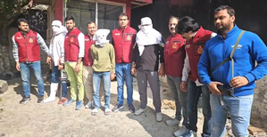 दिल्ली क्राइम ब्रांच ने मुठभेड़ के दाैरान तीन अपराधियों को दबोचा