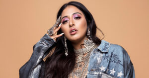 शिव जी की पक्की भक्त हैं ये अमेरिकन रैपर Raja Kumari, बताया 16 सोमवार का रखती हैं व्रत