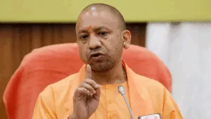 बिल पास होते ही एक्शन में Yogi सरकार, वक्फ बोर्ड से ये संपत्तियां जब्त करने का आदेश