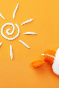 Summer Skin Care Tips: Sunscreen लगाने के सही तरीके जानें और गलतियों से बचें