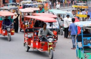 गाजियाबाद में अवैध ई-रिक्शा के खिलाफ सख्त कार्रवाई, 278 वाहन सीज