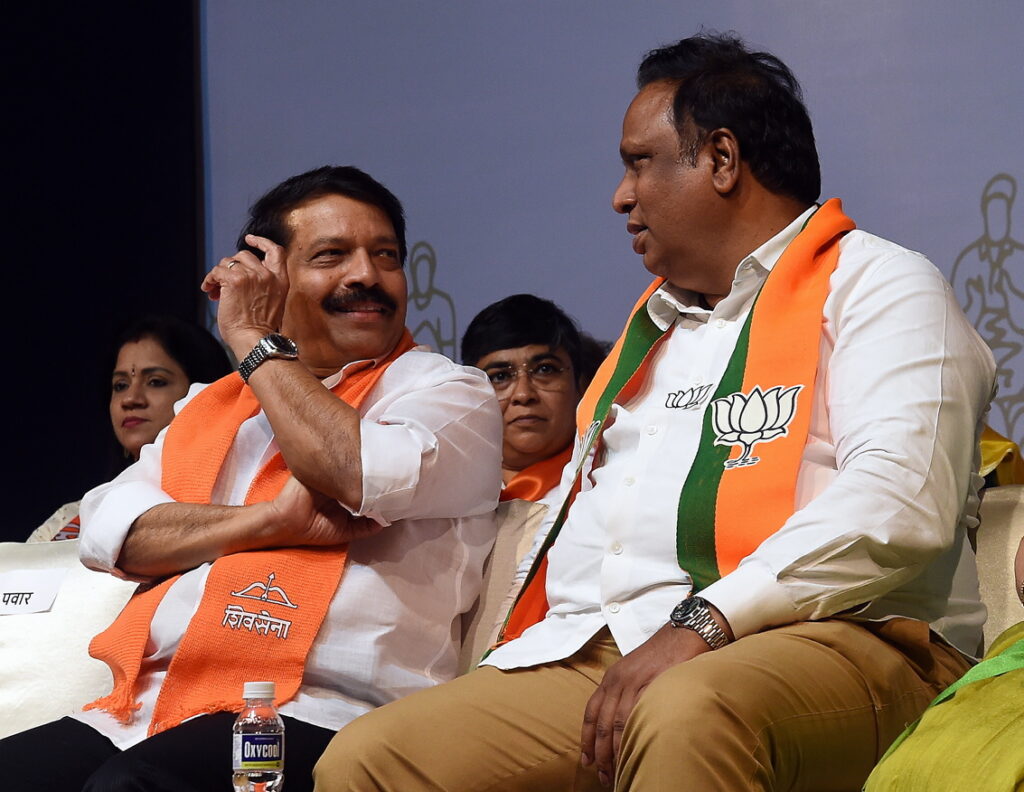 1387714 kiran pawaskar and Ashish shelar