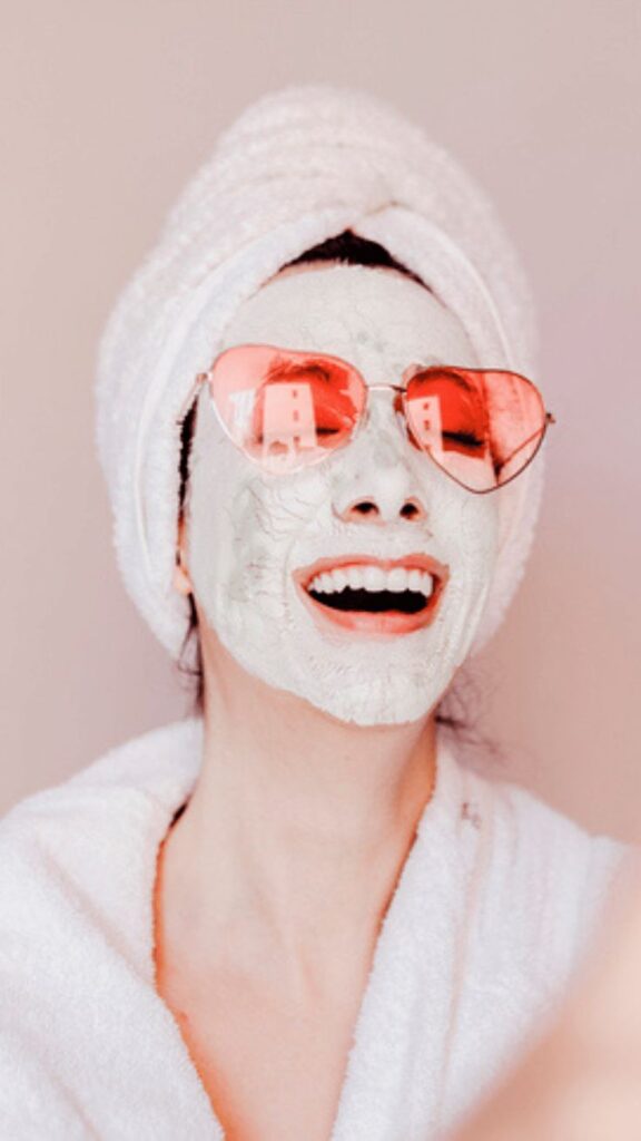 1387749 Rice flour mask