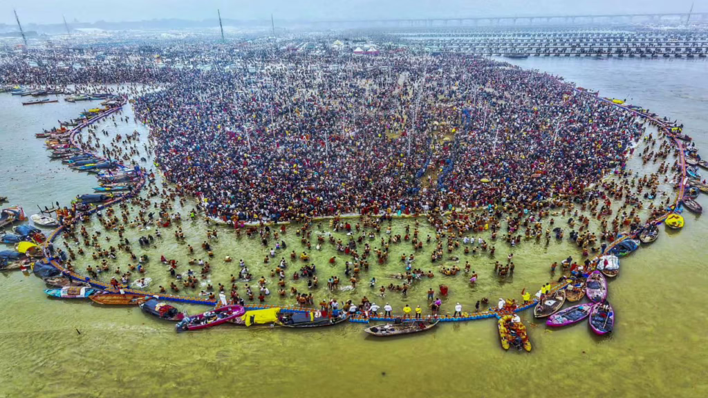 1387790 maha kumbh mela day 2 15 2025 01 07adf3d1b1e4a8096db93e3bfe1a5a08