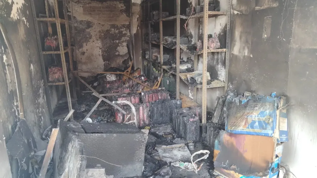 1387807 goods burnt to ashes after fireb68a177def044de7f10a37bb963577ad