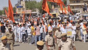संभल में Ram Navami पर भव्य शोभायात्रा, जय श्रीराम के नारे गूंजे