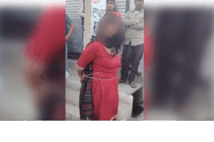 महिला को खंभे से बांधकर पीटा, कपड़े भी फाड़े;
Patiala में बदसलूकी का Video Viral