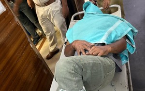 Orissa के संबलपुर में पुलिस मुठभेड़ में खूंखार अपराधी Mahesh Kumar घायल