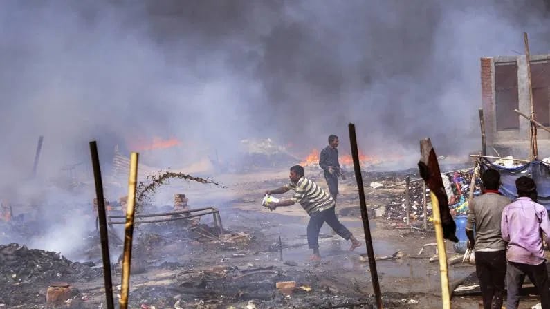 1389434 Noida fire
