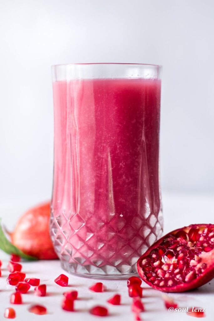 1389533 Pomegranate Juice 00