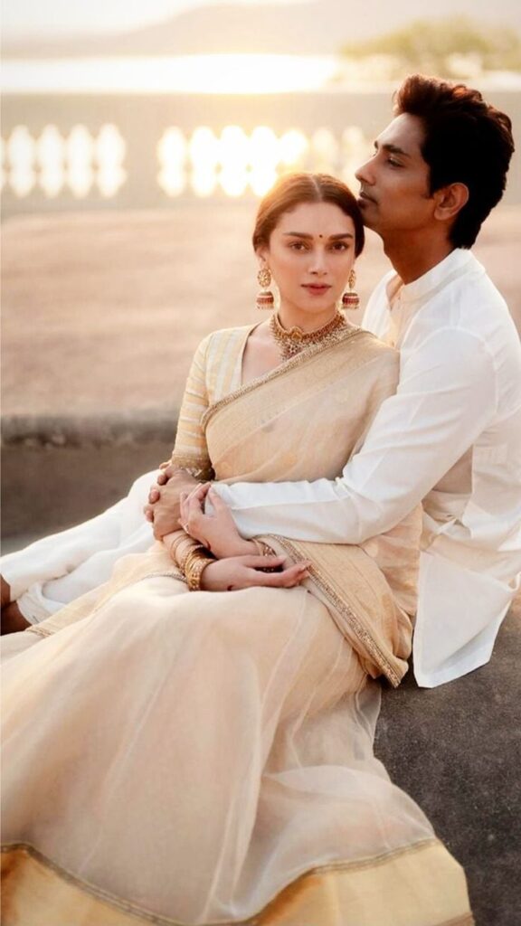 1389571 Aditi Rao Hydari and Siddharths