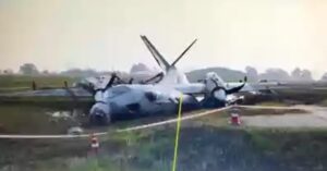 Air Force planes crash: भारतीय वायुसेना के दो विमान दुर्घटनाग्रस्त, पायलट सुरक्षित, जांच के आदेश