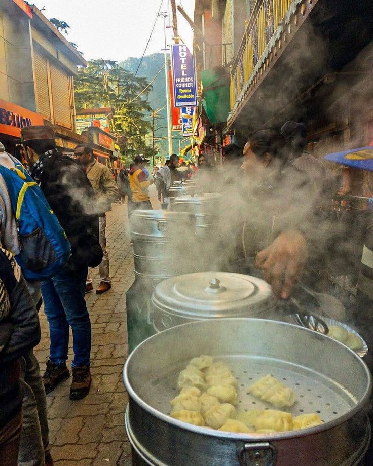 1391300 Dharamshala street food