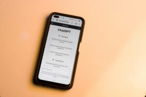 Tech Tips: ChatGPT से भूलकर न पूछे ये सवाल, पहुंच जाएंगे जेल