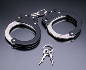 Goa: जुआरीनगर में ऑनलाइन जुआ रैकेट का भंडाफोड़, एजेंट समेत तीन गिरफ्तार