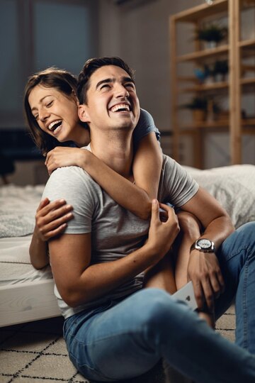 1393425 couple 2