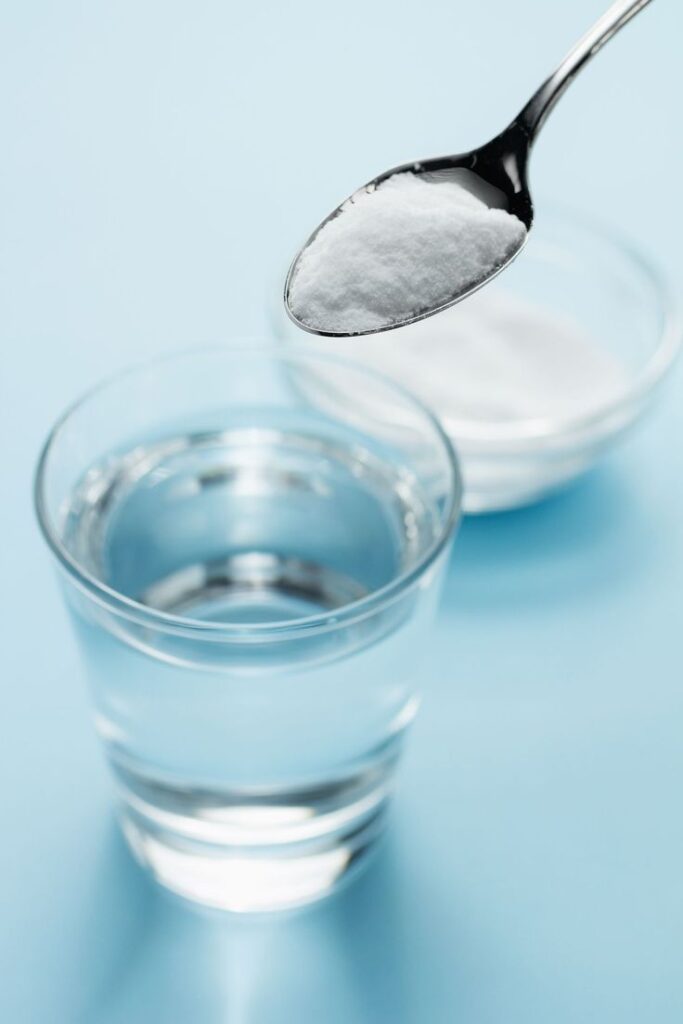1393724 salt in hot water