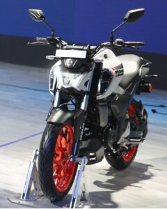 Yamaha की नई FZ-S Fi बाइक हुई लॉन्च, जानें कीमत और फीचर्स