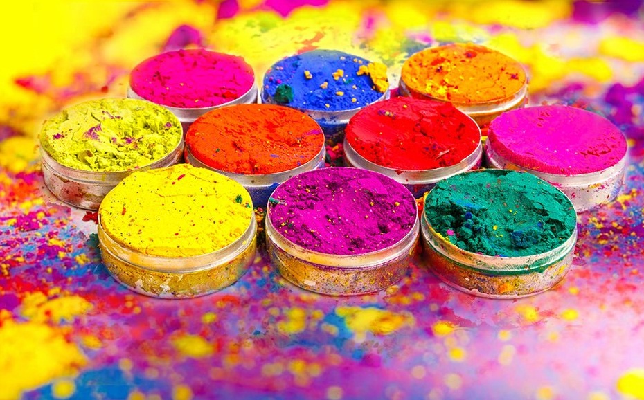 1394187 Importance Of Holi Color