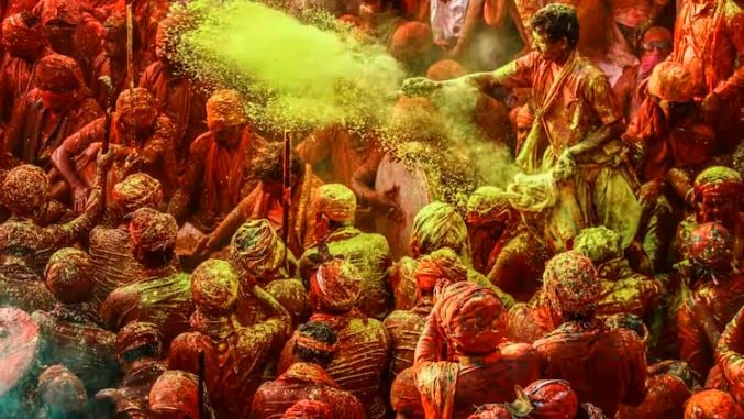 1394470 holi 2