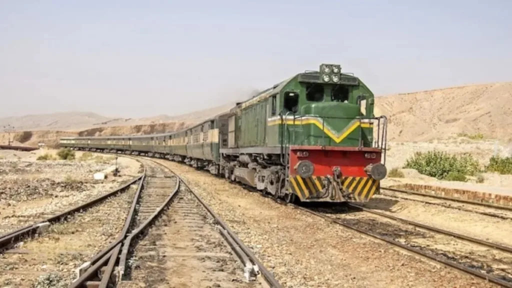 1394618 orqlfh6gpakistan train hijack625x30011March25