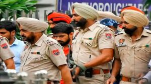 पंजाब पुलिस की बड़ी कार्रवाई, अमृतसर जेल से 75 मोबाइल फोन जब्त