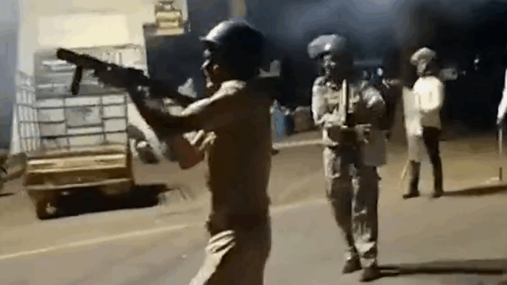 1395155 Nashik Dargah clash