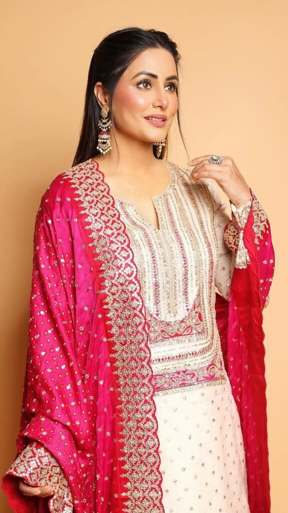 1395165 10 Hina Khan Inspired Ethereal Suits For Iftar Looks