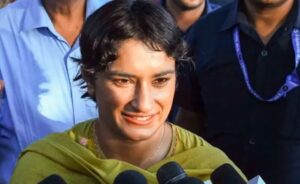 कुश्ती संघ को गुंडों और अपराधियों के हवाले किया जा रहा है : विनेश फोगाट