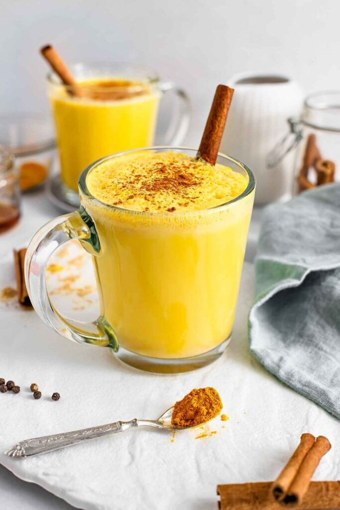 1395731 Turmeric Milk