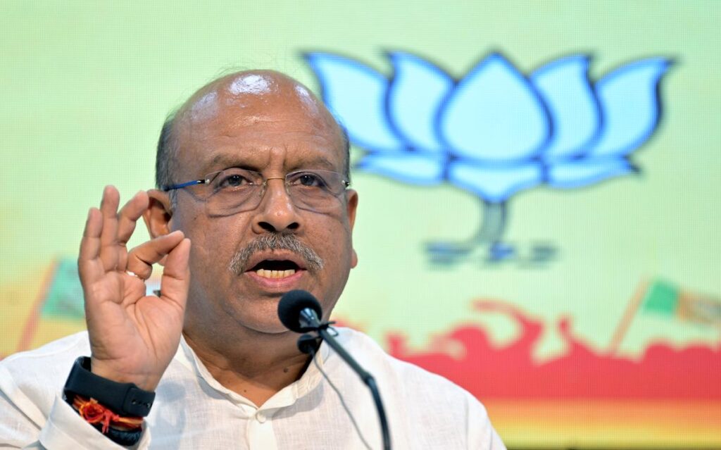 1396154 BJP LOP Vijender Gupta PC 11 09 NEW DELHI 5