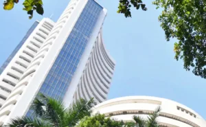 हरे निशान में खुला भारतीय शेयर बाजार, अदाणी पोर्ट्स टॉप गेनर