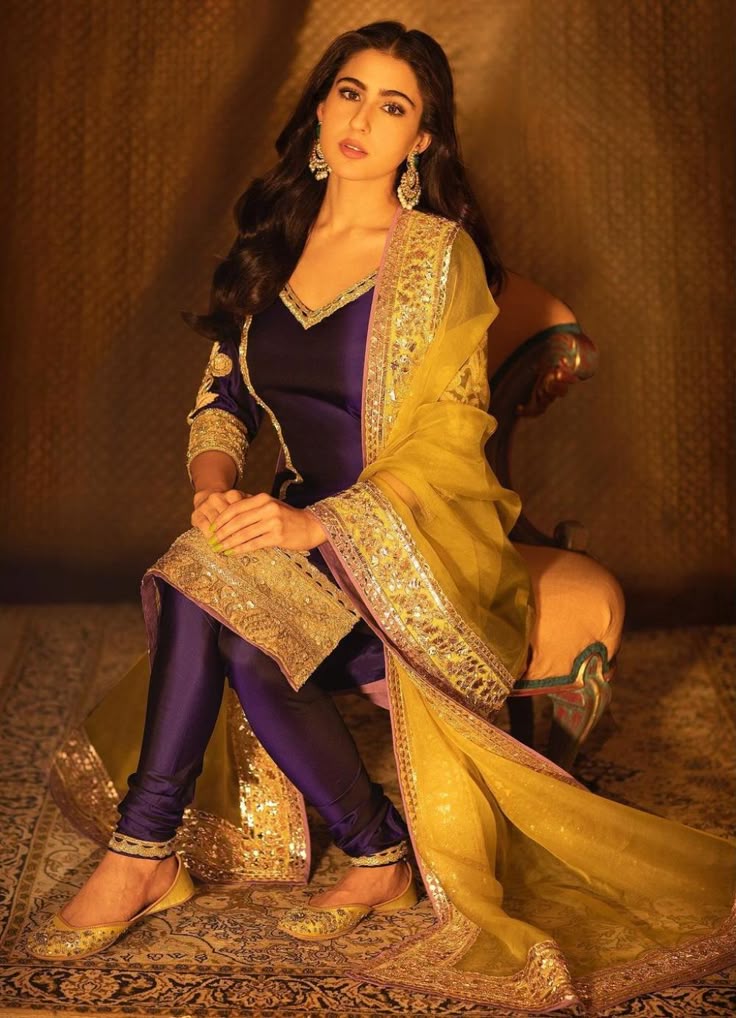 1396477 sara ali khan